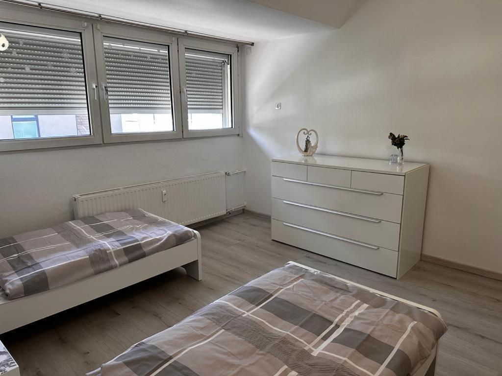 A&V Apartments Wunderschoene Rheinblick Wohnung Zum Entspannen Apt Ela Duisburg Ngoại thất bức ảnh